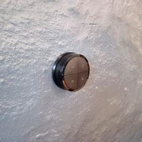 Round Bracket for Hue Tap Dial Switch – Black