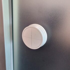 Round Bracket for Hue Tap Dial Switch – White