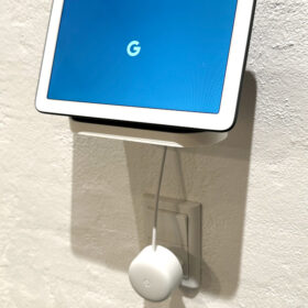 Support mural pour Google Nest Hub avec cache-câble